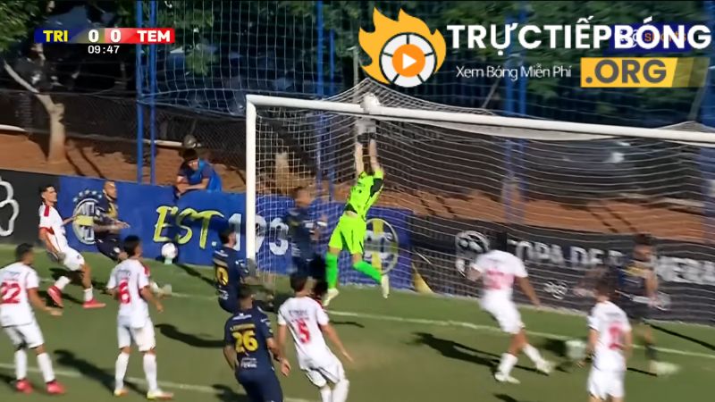 Bắt trọn khoảnh khắc đắt giá trong bóng đá